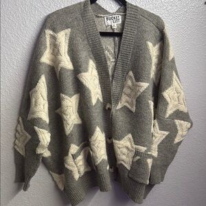 BUCKETLIST Gray and Cream Star Cardigan